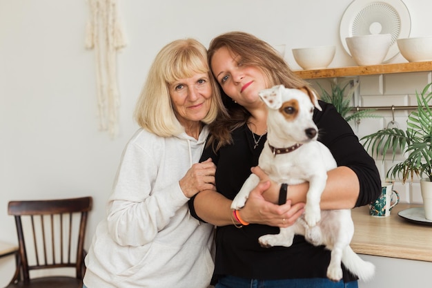 Kim jest babcia z serialu Pitbull Nowe porządki?