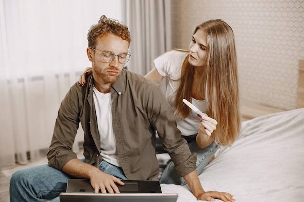 Jak dzielić wydatki w związku żeby uniknąć nieporozumień?