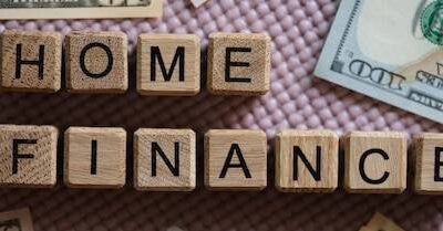 Ile trzeba zarabiać na kredyt 700 tys?