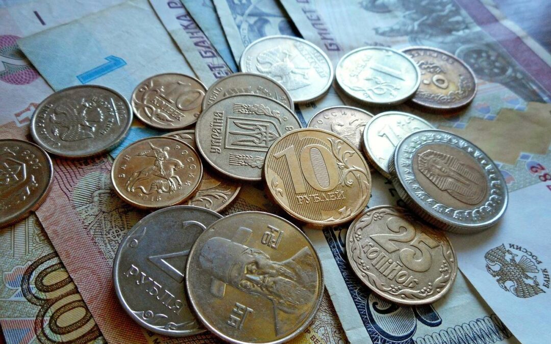 Jak dodatkowo dorobić pracując na etacie?